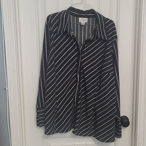 Worthington black & white blouse